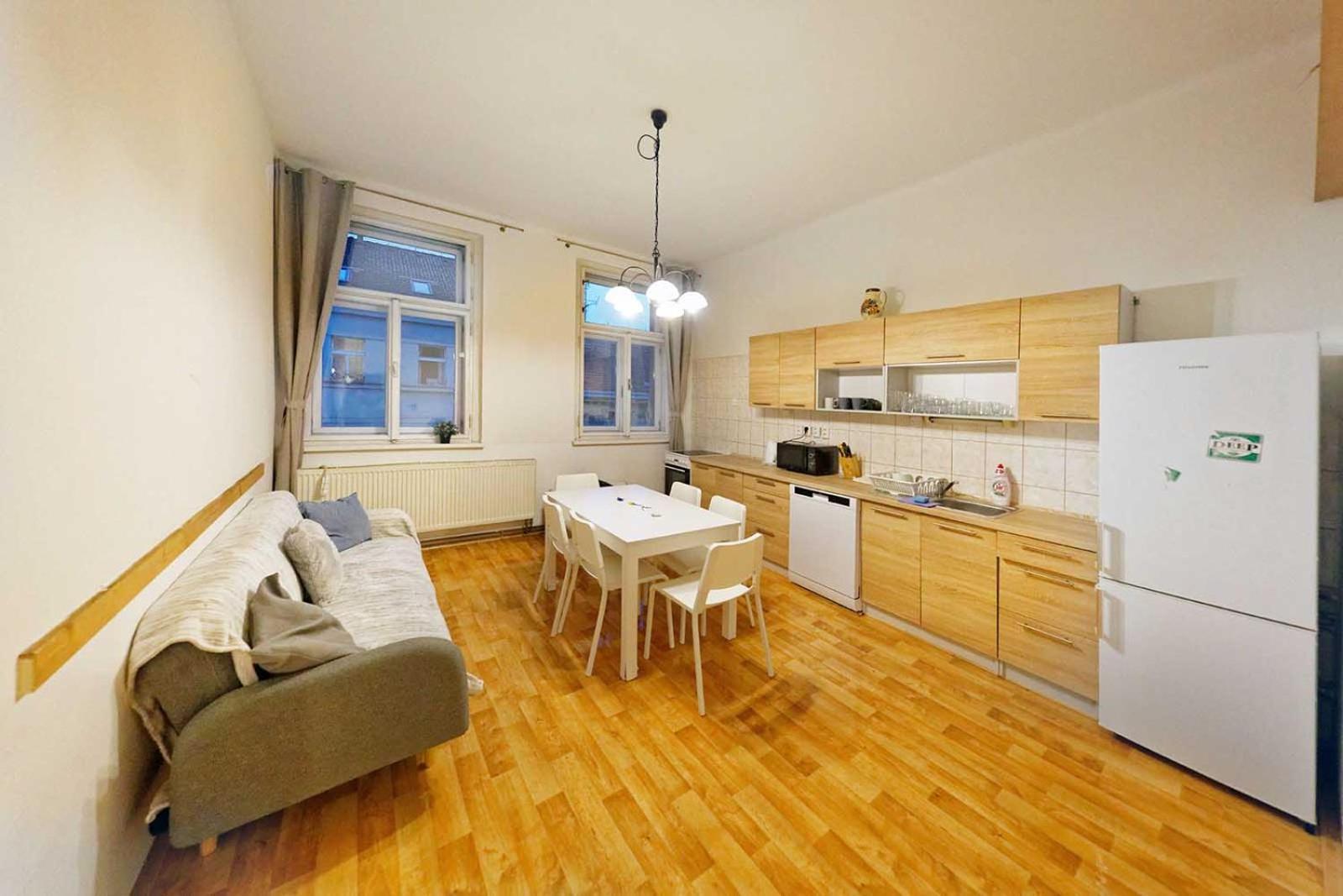 Apartment Lublanska 48 Prag Exteriör bild