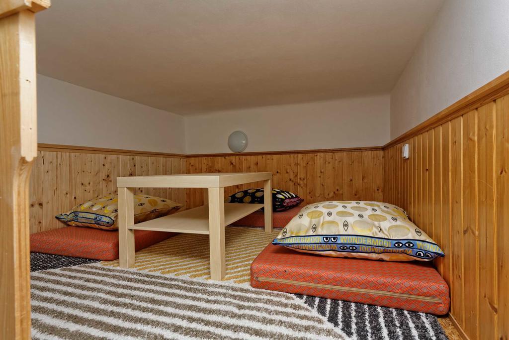 Apartment Lublanska 48 Prag Exteriör bild